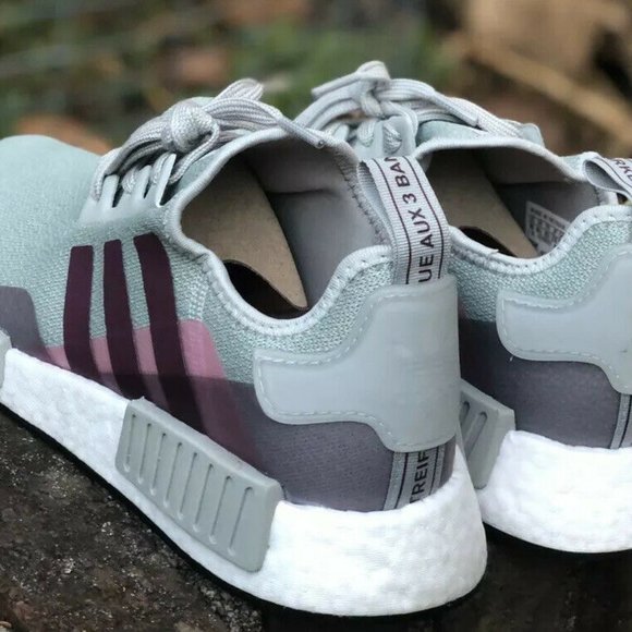 Adidas Women NMD R1 Purple Beauty Shoes - Picture 2 of 4